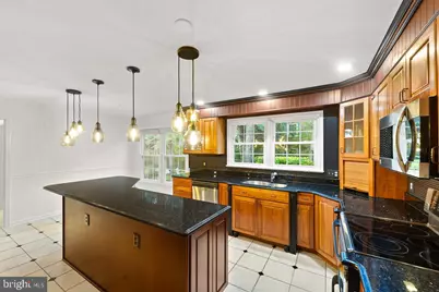 9090 Park Avenue, Manassas, VA 20110 - Photo 4