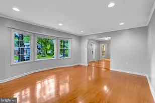 8603 Jackson Ave, Manassas, VA 20110 - Photo 2