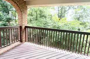 9919 Sugarwood Ln, Manassas, VA 20110 - Photo 4