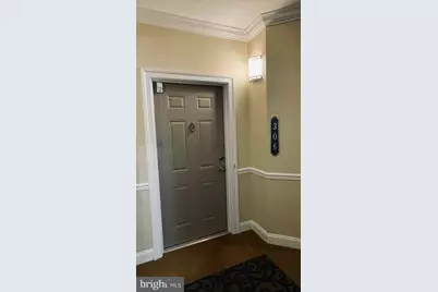 10275 Fountain Circle #306, Manassas, VA 20110 - Photo 2