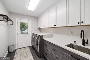9081 Park Ave, Manassas, VA 20110 - Photo 22
