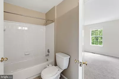 9571 Tudor Oaks Drive, Manassas, VA 20110 - Photo 10