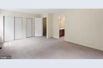 9571 Tudor Oaks Drive, Manassas, VA 20110 - Photo 8