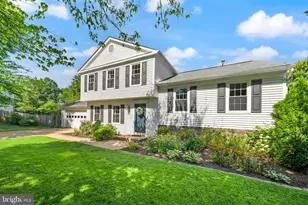 10300 Amberleigh Ct, Manassas, VA 20110 - Photo 4