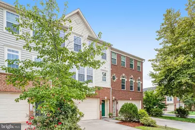 10260 Fountain Circle, Manassas, VA 20110 - Photo 2