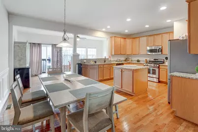 10260 Fountain Circle, Manassas, VA 20110 - Photo 4