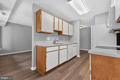 8372 Buttress Lane #202, Manassas, VA 20110 - Photo 14