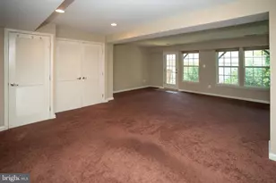 10246 Whitworth Ln, Manassas, VA 20110 - Photo 6