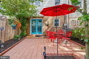 8519 Piney Point Ct, Manassas, VA 20110 - Photo 24