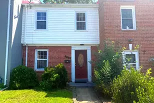 9721 Pickett Ln, Manassas, VA 20110 - Photo 2