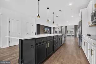 10426 Ratcliffe Trl, Manassas, VA 20110 - Photo 16