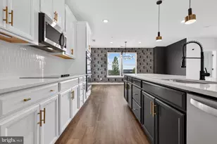 10426 Ratcliffe Trl, Manassas, VA 20110 - Photo 14