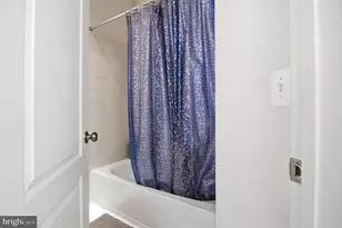 8922 Center St, Manassas, VA 20110 - Photo 32
