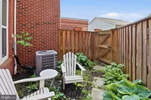 8922 Center St, Manassas, VA 20110 - Photo 38