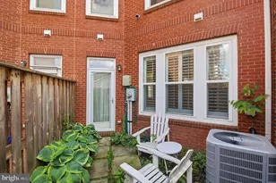 8922 Center St, Manassas, VA 20110 - Photo 40
