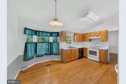 9734 Zimbro Avenue, Manassas, VA 20110 - Photo 12