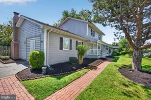 9439 Waterford Dr, Manassas, VA 20110 - Photo 4