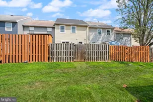 8409 Oakgrove Ct, Manassas, VA 20110 - Photo 36
