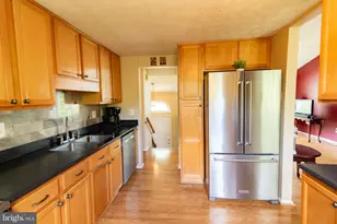 10273 Nantucket Ct, Manassas, VA 20110 - Photo 2