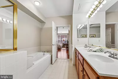 8600 Liberty Trl #204, Manassas, VA 20110 - Photo 16