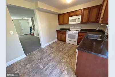 8447 Braxted Lane, Manassas, VA 20110 - Photo 10