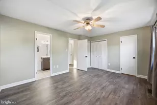 8650 Point of Woods Dr, Manassas, VA 20110 - Photo 22