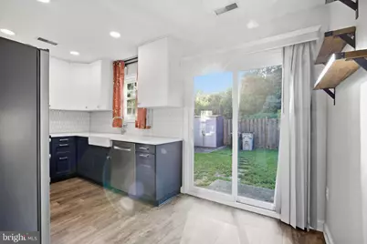 8650 Point Of Woods Drive, Manassas, VA 20110 - Photo 14
