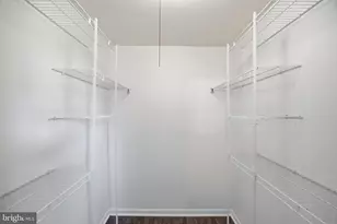 8650 Point of Woods Dr, Manassas, VA 20110 - Photo 24