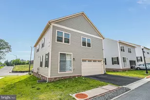 9563 Jefferson St, Manassas, VA 20110 - Photo 2