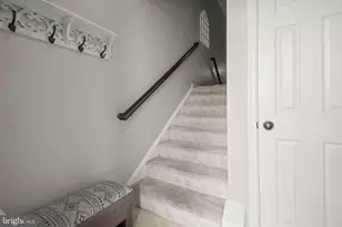 9508 Lee Ct, Manassas, VA 20110 - Photo 4