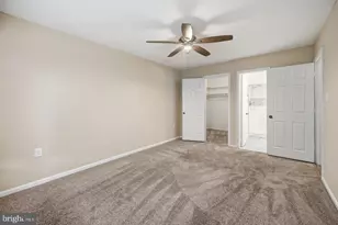 8909 Sugarwood Ln, Manassas, VA 20110 - Photo 14