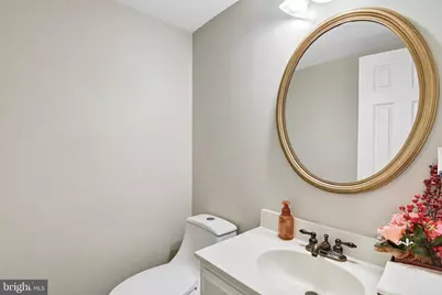 9208 Robin Lynn Court, Manassas, VA 20110 - Photo 6