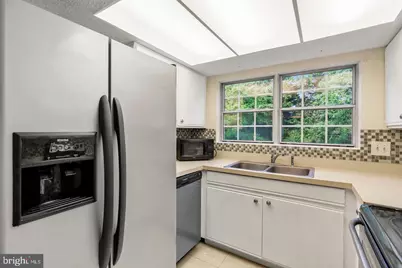 9240 Caspian Way #201, Manassas, VA 20110 - Photo 12