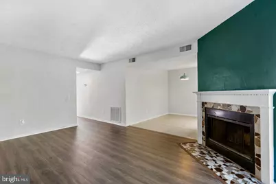 9240 Caspian Way #201, Manassas, VA 20110 - Photo 8