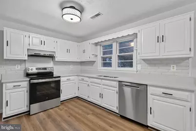9601 Fairview Avenue, Manassas, VA 20110 - Photo 4