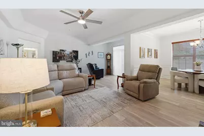 9202 Charleston Drive #207, Manassas, VA 20110 - Photo 2
