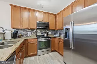 9202 Charleston Dr, Manassas, VA 20110 - Photo 6