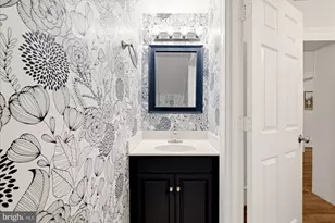 9229 Portner Ave, Manassas, VA 20110 - Photo 8