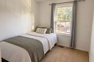 8838 Lane Scott Ct, Manassas, VA 20110 - Photo 10