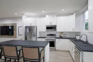 9655 Grant Ave, Manassas, VA 20110 - Photo 4