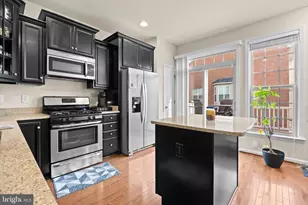 8883 Cherry St, Manassas, VA 20110 - Photo 4