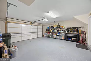 8883 Cherry St, Manassas, VA 20110 - Photo 32