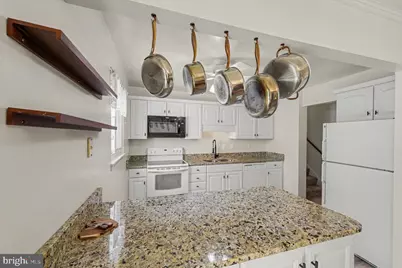 8601 Weems Road, Manassas, VA 20110 - Photo 6