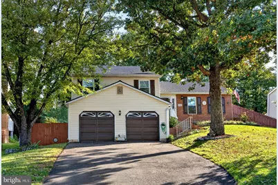 8753 Country Lane, Manassas, VA 20110 - Photo 2