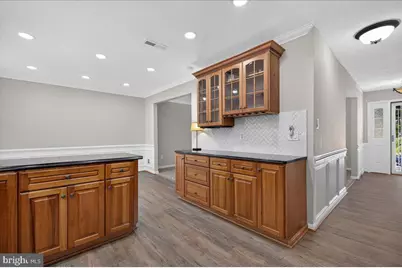 8753 Country Lane, Manassas, VA 20110 - Photo 18