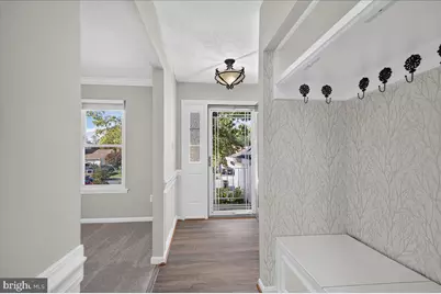 8753 Country Lane, Manassas, VA 20110 - Photo 6