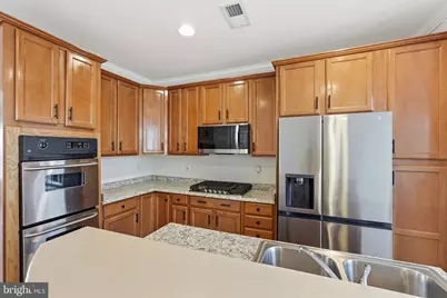 9534 Walker Way, Manassas Park, VA 20111 - Photo 10