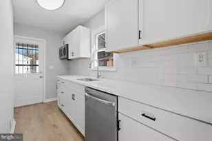 188 Holden Dr, Manassas Park, VA 20111 - Photo 18