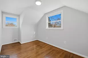 188 Holden Dr, Manassas Park, VA 20111 - Photo 8