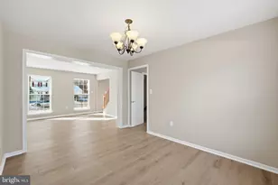 9231 Stephanie St, Manassas Park, VA 20111 - Photo 14